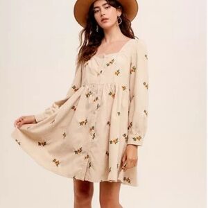 Listicle Cream Romantic Flower Embroidery Corduroy Baby‎ Doll Dress size Medium